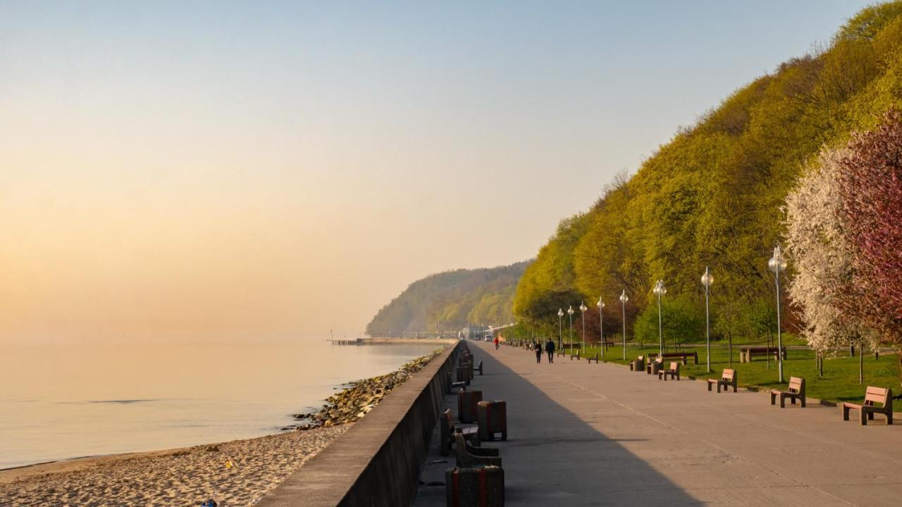 Plac Unii - Baltic Sands Premium Apartments Гдиня Екстериор снимка